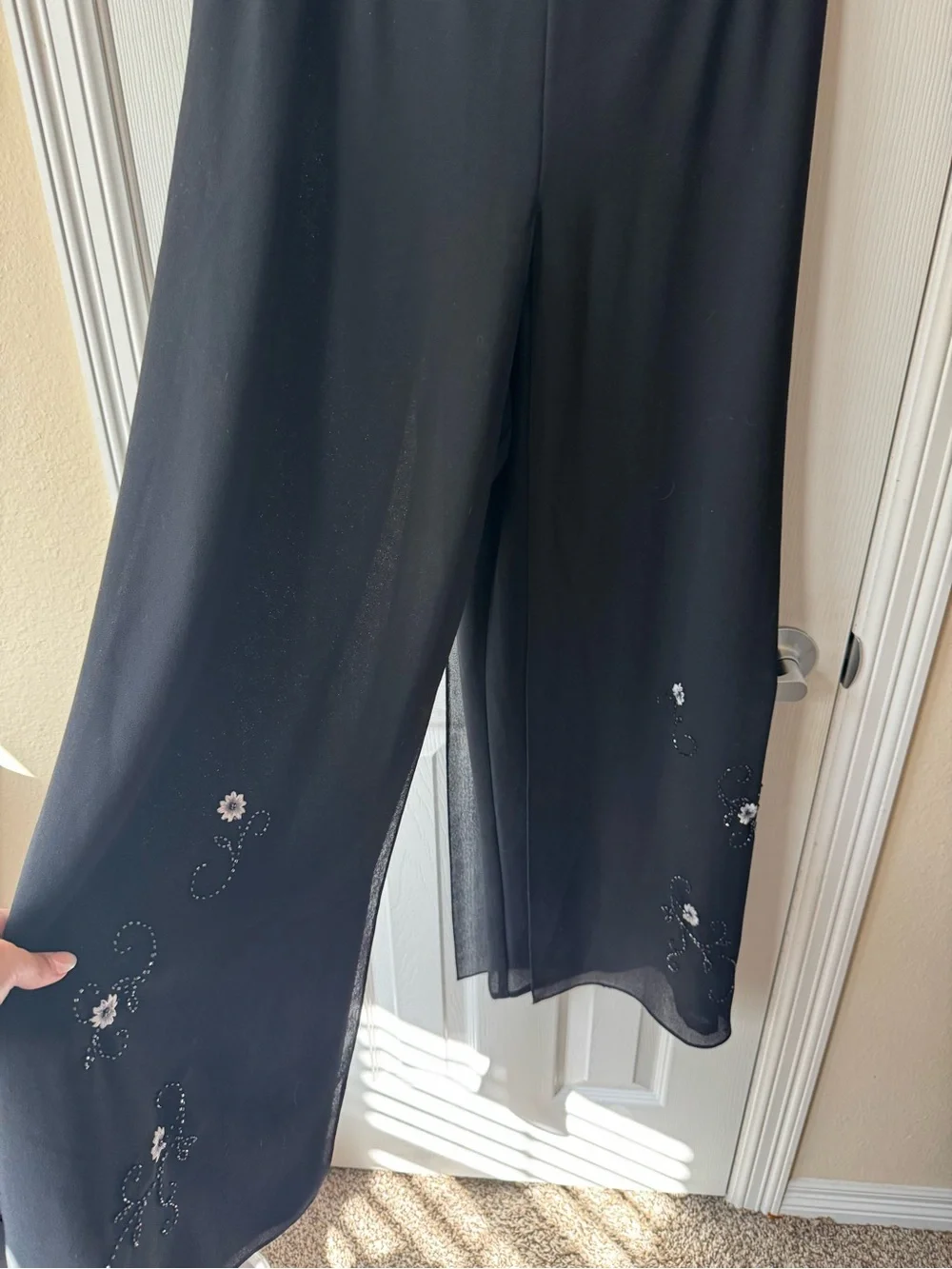 Black Wide-Leg Embellished Skirt Pants - Picture 3 of 4